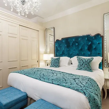 The Sloane Club 4*