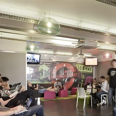 Generator Hostel