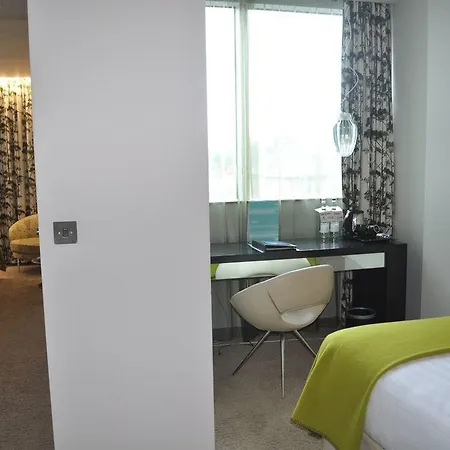 Clayton Chiswick Hotel