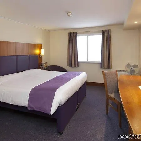 Premier London Ealing Hotel