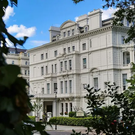 The Columbia Hotel London
