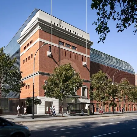 Dorsett Shepherds Bush Hotel London