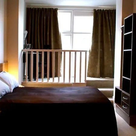 Avni Kensington 3* London