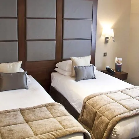 Wellington By Blue Orchid 4*
