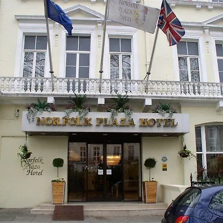 Hotel Norfolk Plaza 3*