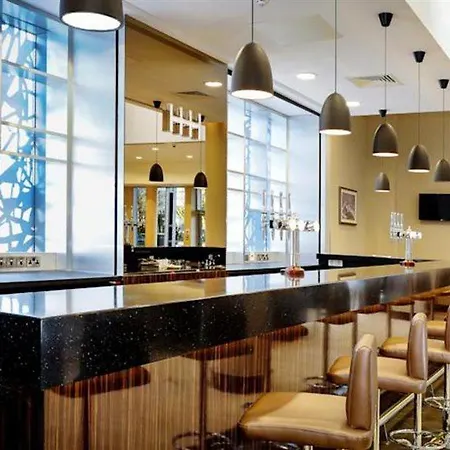 Hotel Heston Hyde 4*