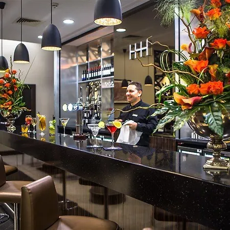 Hotel Heston Hyde 4*