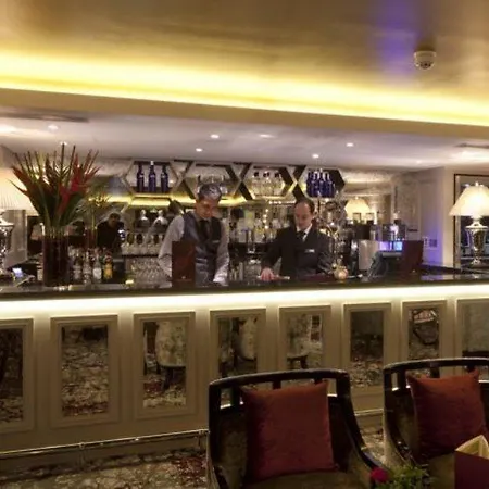 Szálloda Doubletree By Hilton - Greenwich 4*