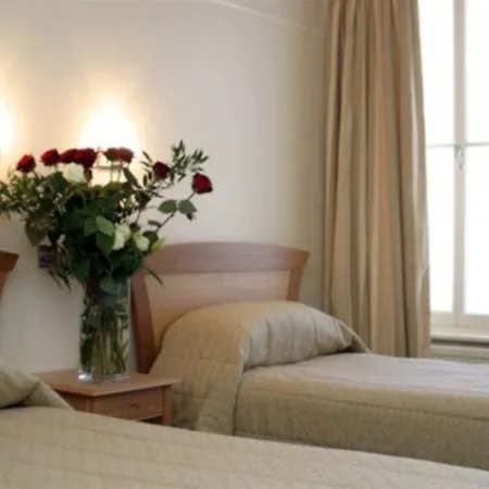 Hotel Knightsbridge 4*