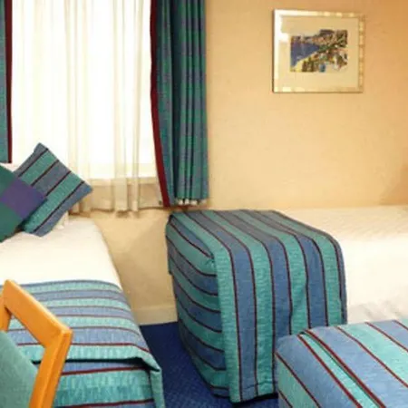 Hotell Thistle London Heathrow Terminal 5 3*