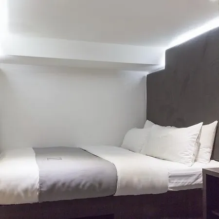 The Z Piccadilly 3* London