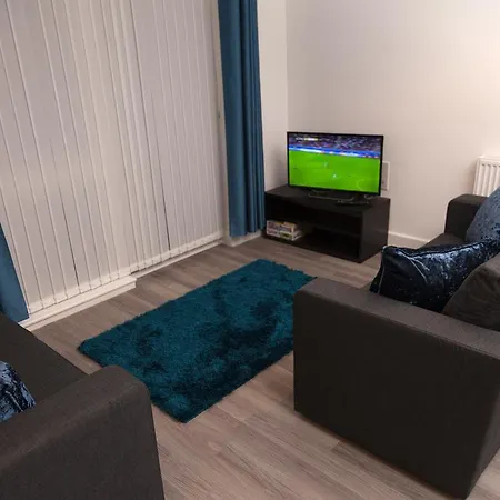 Luxury In2 London