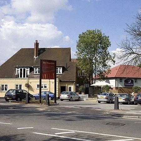 Premier London East Hotel
