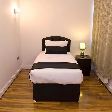 Hotel Msk 82 Londra