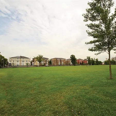 Western Highbury 3* London