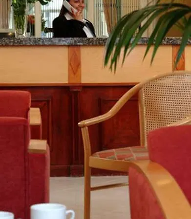 Continental Kensington Hotel
