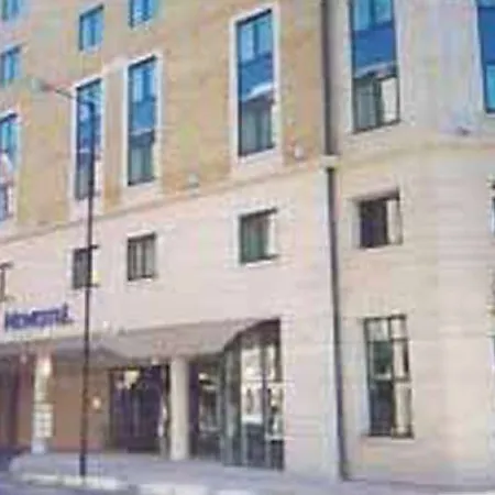 Novotel Bridge Ξενοδοχείο 4*
