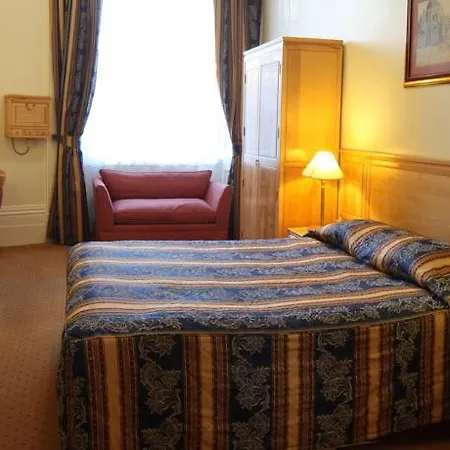 Grange Portland Guest house