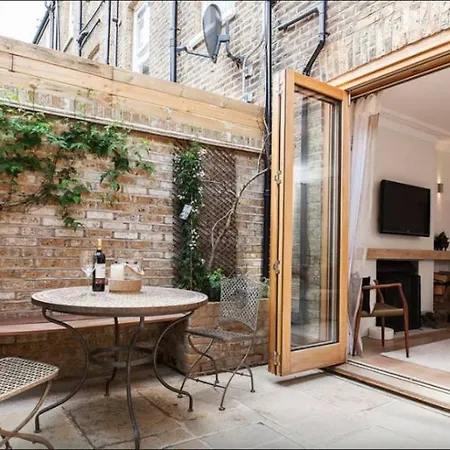 Apartment Retreat To A Stylish 1 Bedroom Flat In Chelsea *