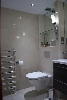 The Prime 4* London