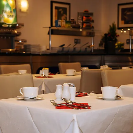 The Premier Notting Hill Londra