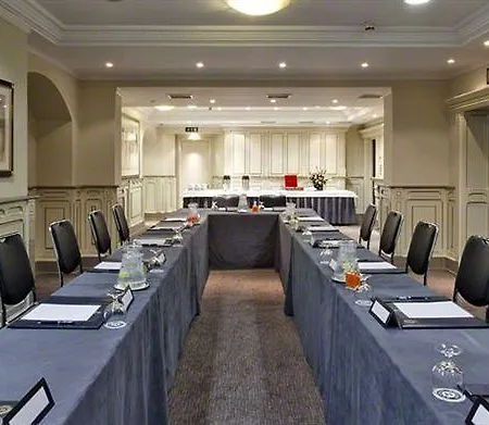 Grange White Hall 4*