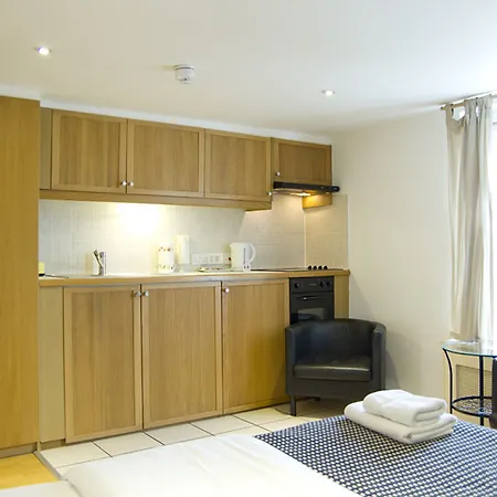 Apartment Studios2let