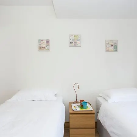 406 Harrow Guest house