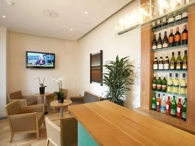 Ibis Styles Gloucester Road Hotel