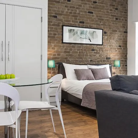 Aparthotel Apple Limehouse 4*