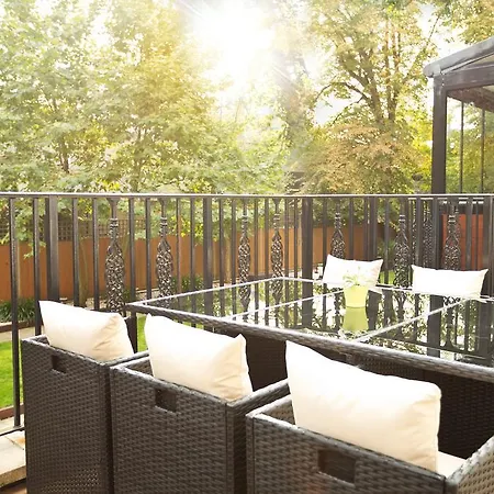 The Park City Grand Plaza Kensington 4*