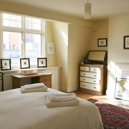 Holiday home Brixton Oasis London