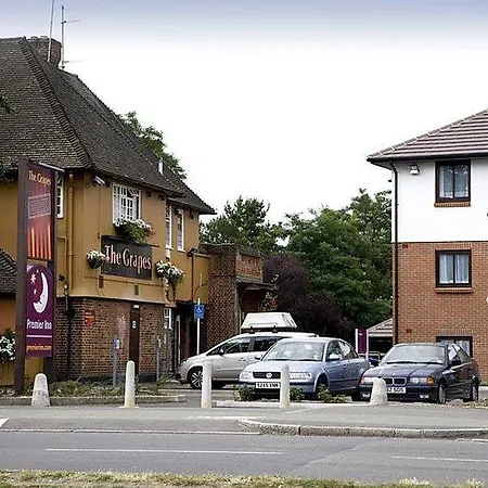 Premier Hayes, Heathrow Hotel