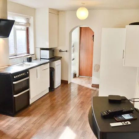 Superb Double Bedroom Homestay London