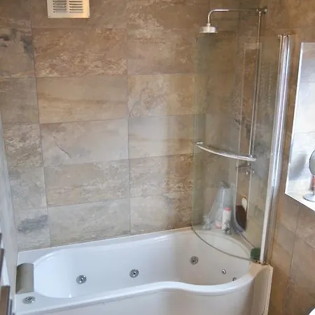 Superb Double Bedroom * London