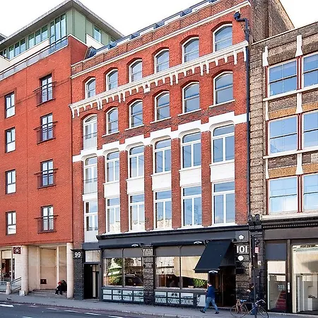 Farringdon Penthouse Loft By Living Apartment London