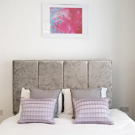 Apartment Luxury In2 London