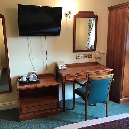 Hotel Harefield Manor 3*