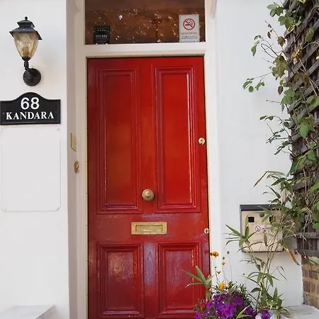 Bed & Breakfast Kandara London