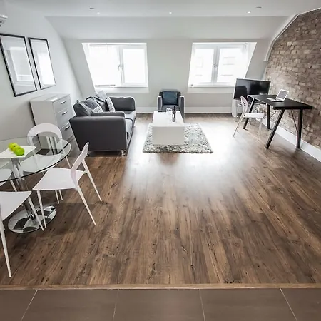 Apple Limehouse 4*