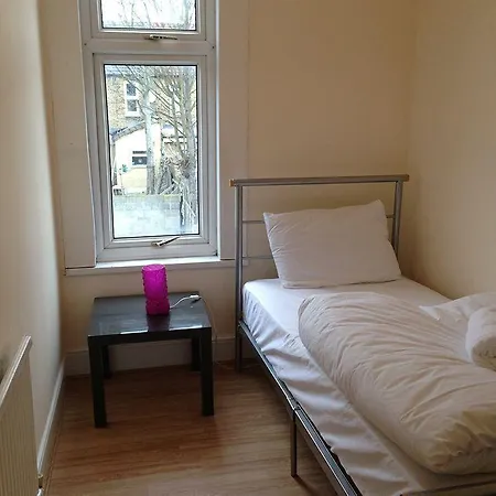 Hotel Lathom London