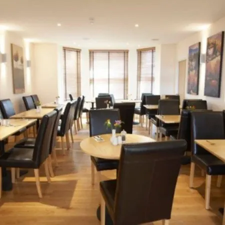 Ibis Styles Gloucester Road 3*