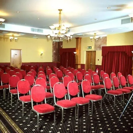 - Wembley International Hotel 3*