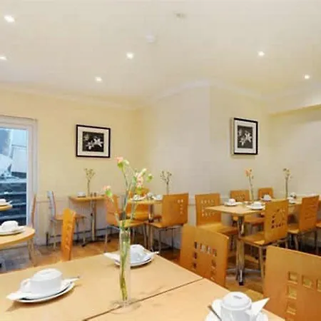 Lord Jim Kensington 3* London