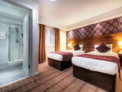 Continental Kensington Hotel 3*