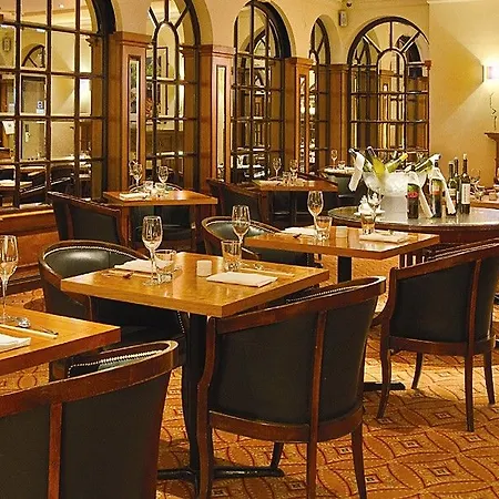 Copthorne Tara Kensington