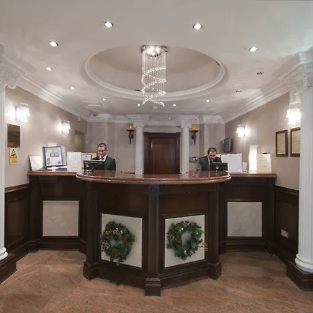 Royal Eagle Hotel 3*
