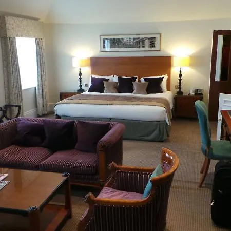 Hendon Hall Hotel 4*