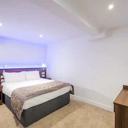Signature London 3*