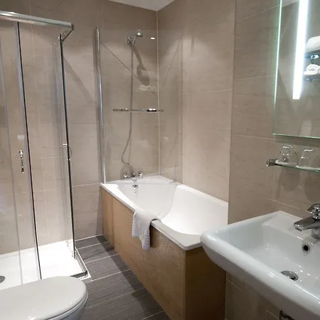 Royal Eagle 3* Londres